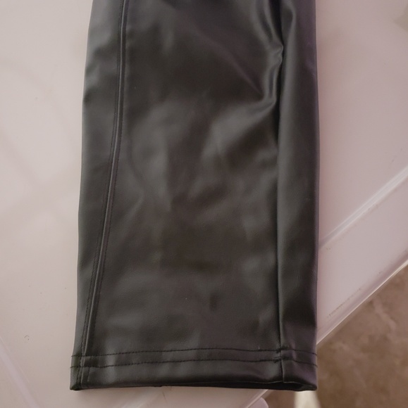 Faux leggings - Picture 4 of 4